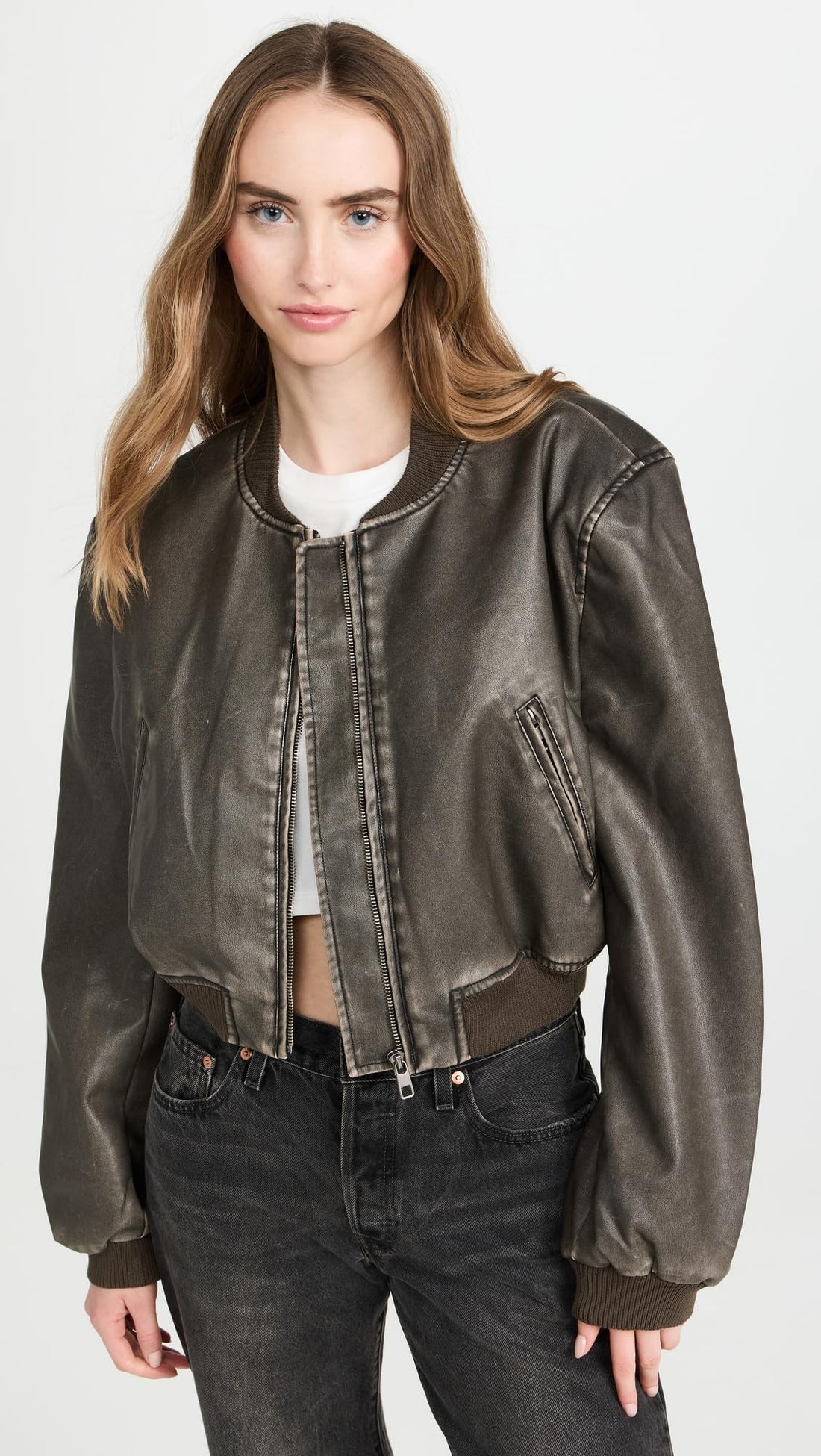 Lioness Women's Allure Bomber, Charcoal, L