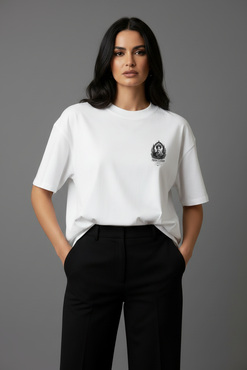 Mockup frente Frida Kahlo oversized gris